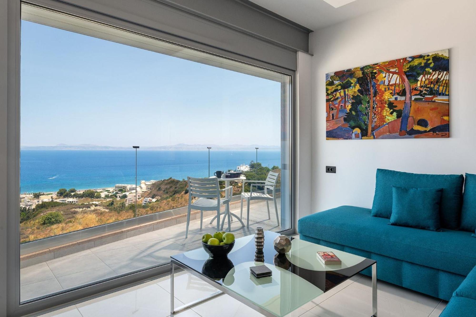 Rhodes Skyline Apartment *