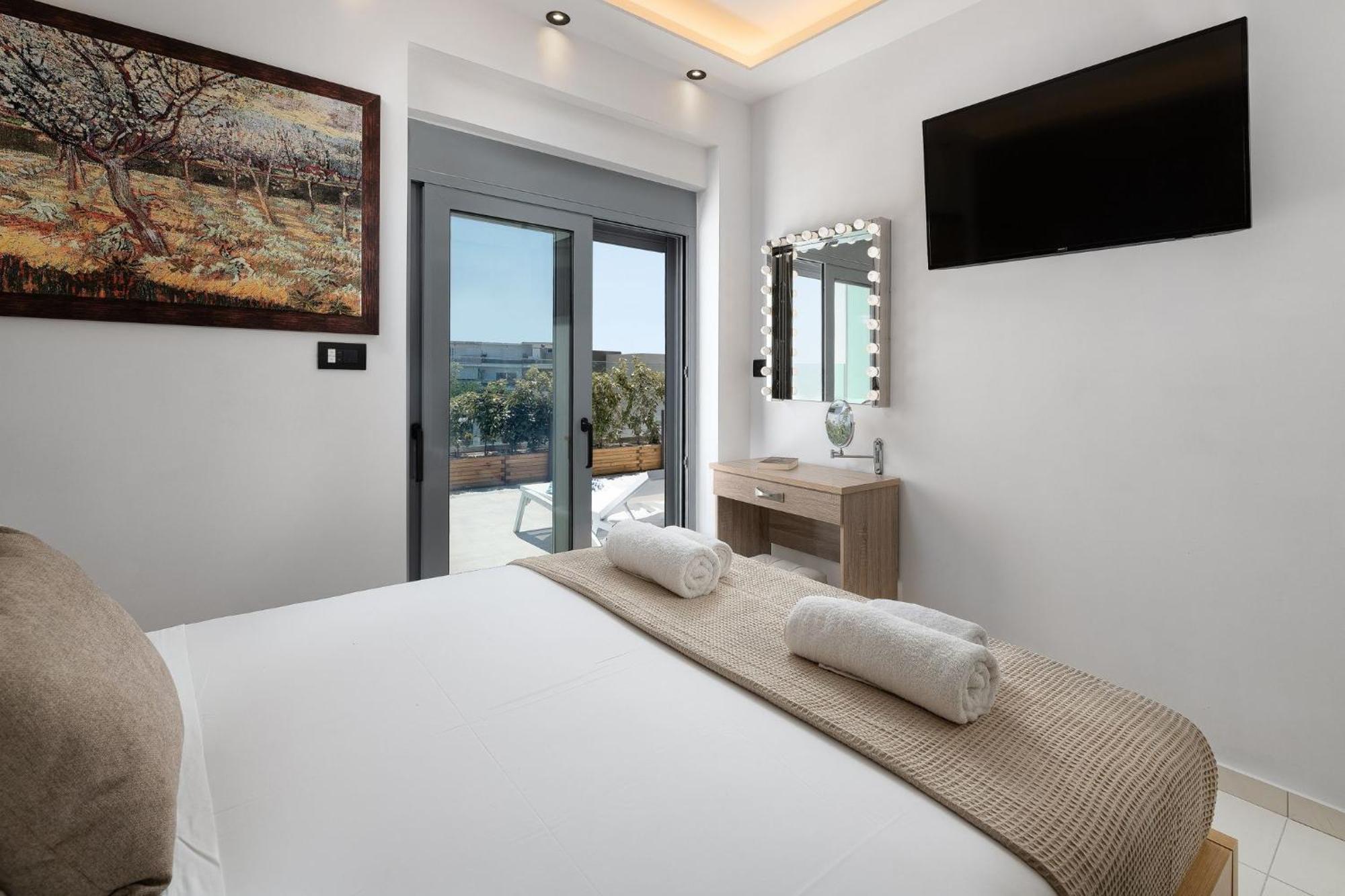 Rhodes Skyline Apartment